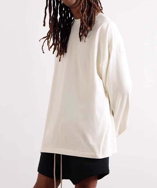 피오갓 클라우드 긴팔티셔츠 에센셜 오버핏 맨투맨